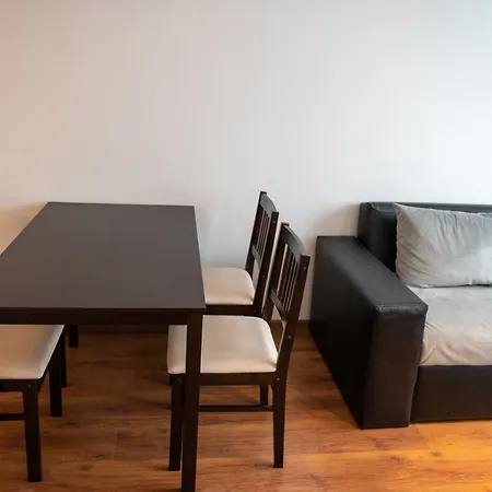 Sunny 1bdr Near Center Apartament Sofia
