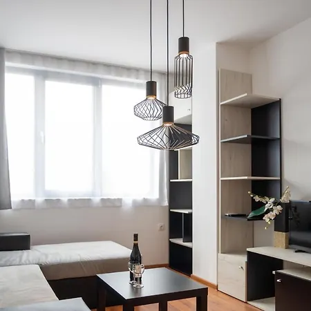 Sunny 1bdr Near Center * Sofia