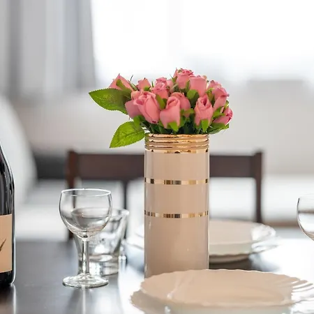 Sunny 1bdr Near Center Sofia