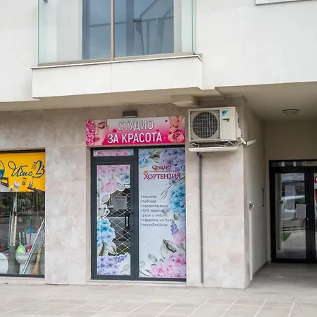 Sunny 1bdr Near Center Appartamento Sofia