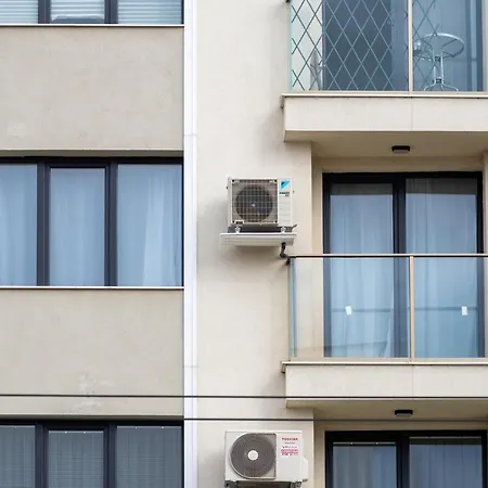 Sunny 1bdr Near Center Sofia